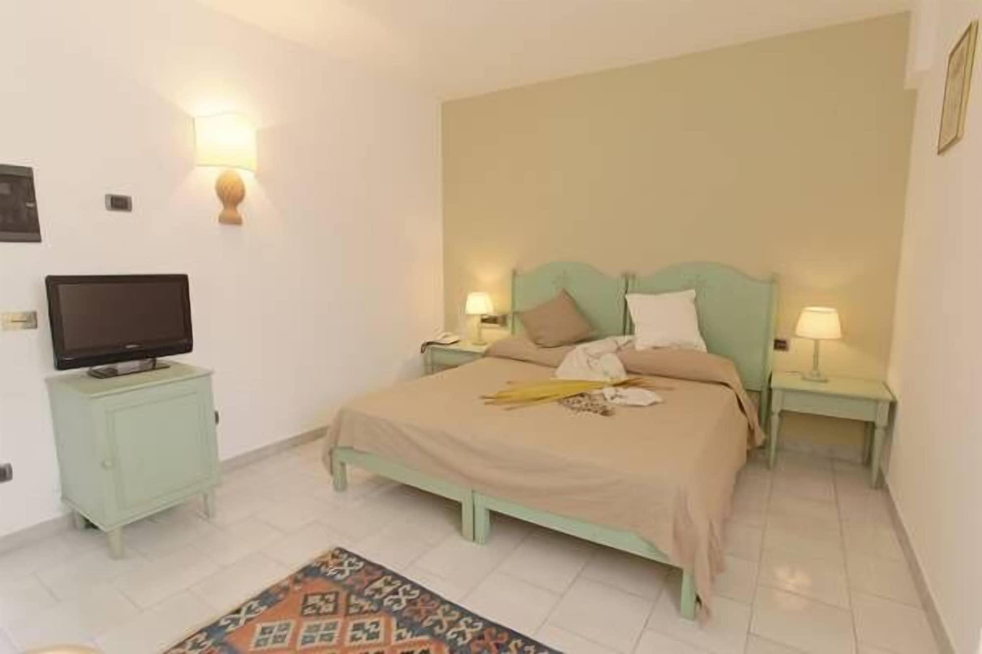 Hotel Puntamajata Realmonte Buitenkant foto