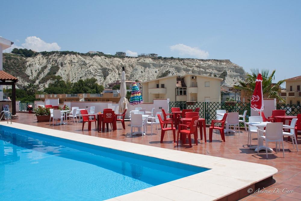 Hotel Puntamajata Realmonte Buitenkant foto